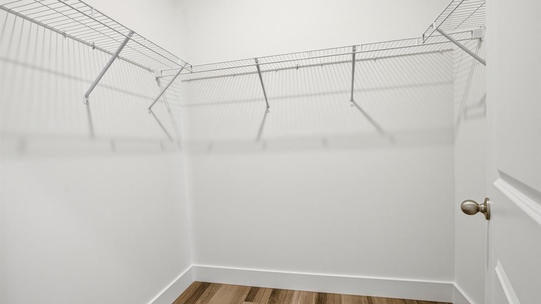 Spacious, unfurnished interior of a new home in Millstone Village, Morristown (Image 25).