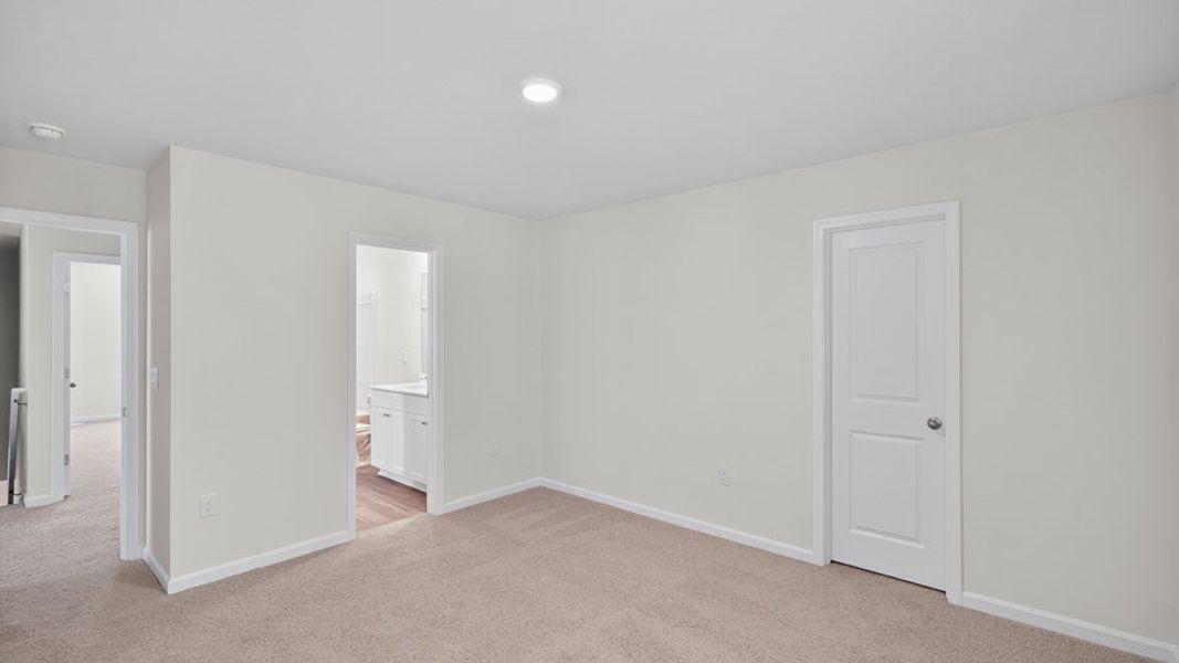 Representative unfurnished interior of a home built from the KYLE by D.R. Horton in Olive Branch, Clayton (Image 21).