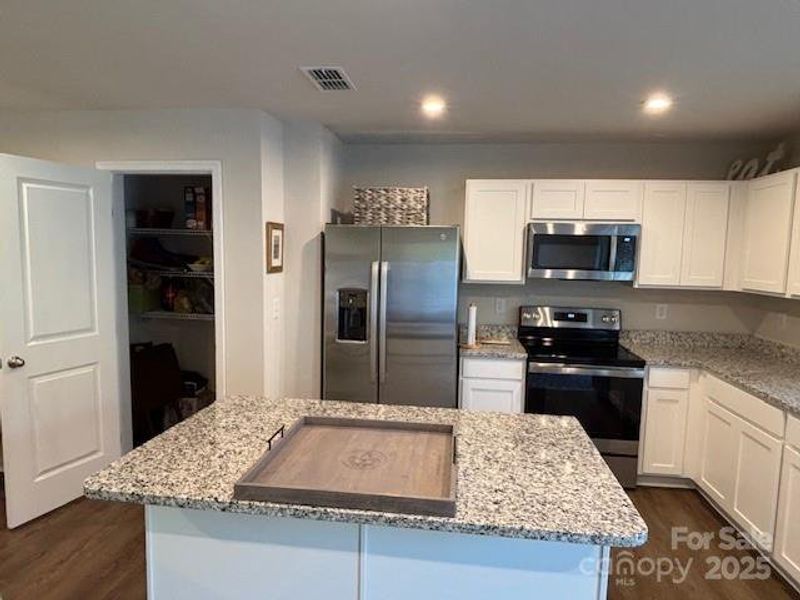 Furnished interior view inside a new home in Bear Park, Hickory (Image 7).