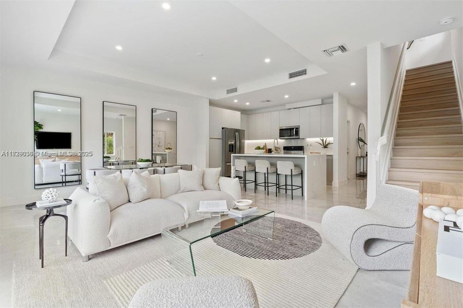 Furnished interior view inside a new home in , Coral Springs (Image 7).
