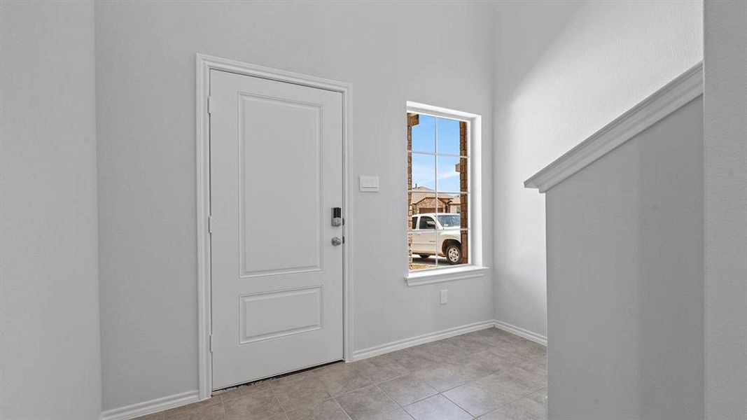 Spacious, unfurnished interior of a new home in The Hills at Reunion, Newark (Image 38).