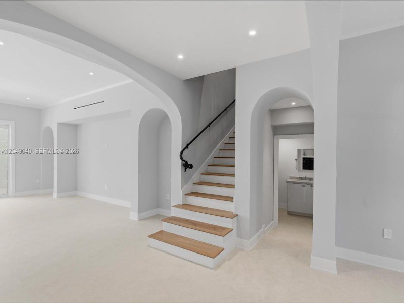 Spacious, unfurnished interior of a new home in , South Miami (Image 23).