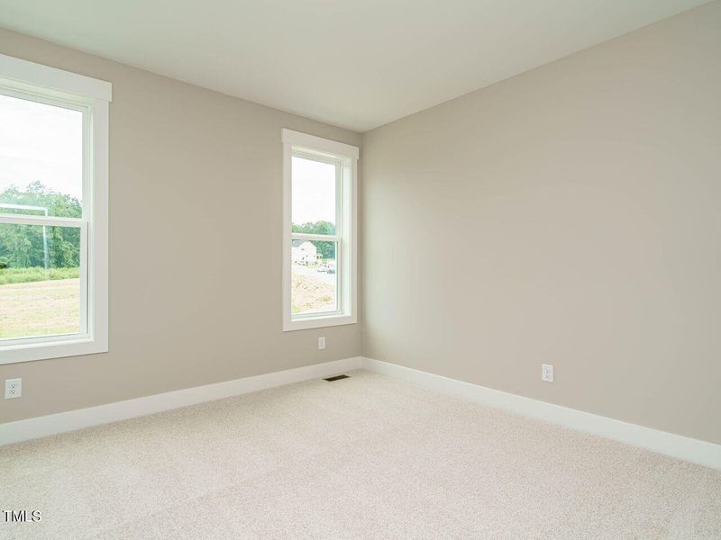 024-1280x960-bedroom