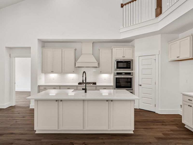 Furnished interior view inside a new home in Woods Crossing, Gallatin (Image 10).