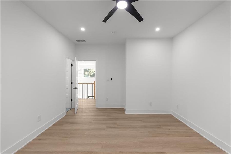 Spacious, unfurnished interior of a new home in , Atlanta (Image 74).