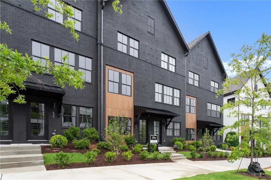 Image 41 of a home in The Gathering – Alpharetta.
