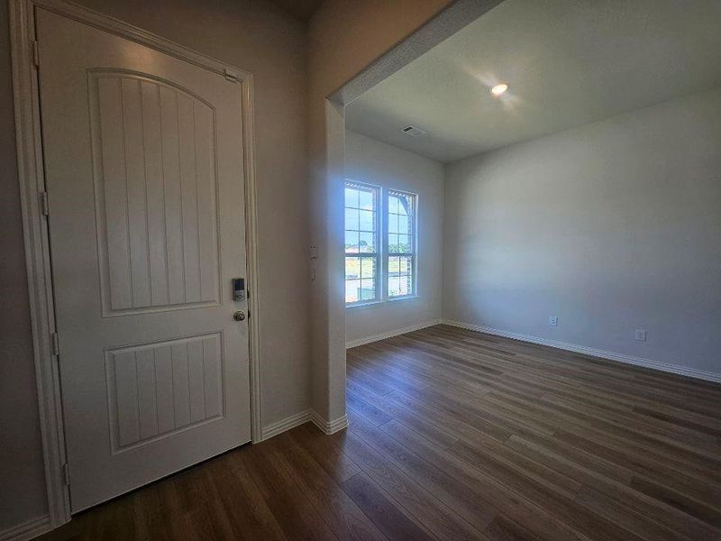 Spacious, unfurnished interior of a new home in The Hollow, Ennis (Image 16). Spacious, unfurnished interior of a new home in The Hollow, Ennis (Image 16).