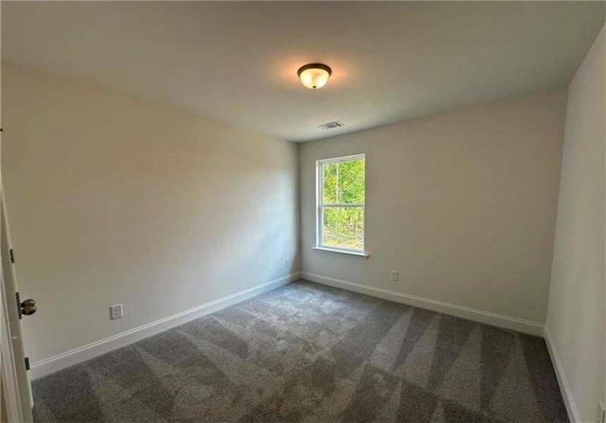 Spacious, unfurnished interior of a new home in Mulberry Summit, Flowery Branch (Image 7).