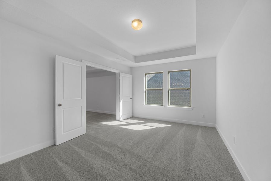 Spacious, unfurnished interior of a new home in Meridiana, Manvel (Image 18).