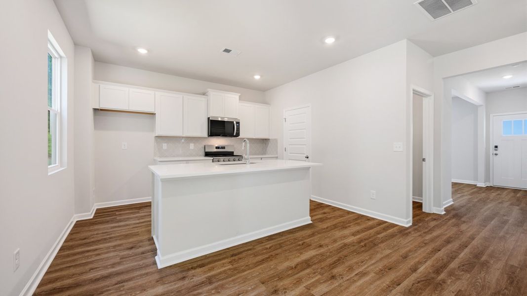 Furnished interior view inside a new home in Kingston Ranch at Lake Oconee, Buckhead (Image 5).