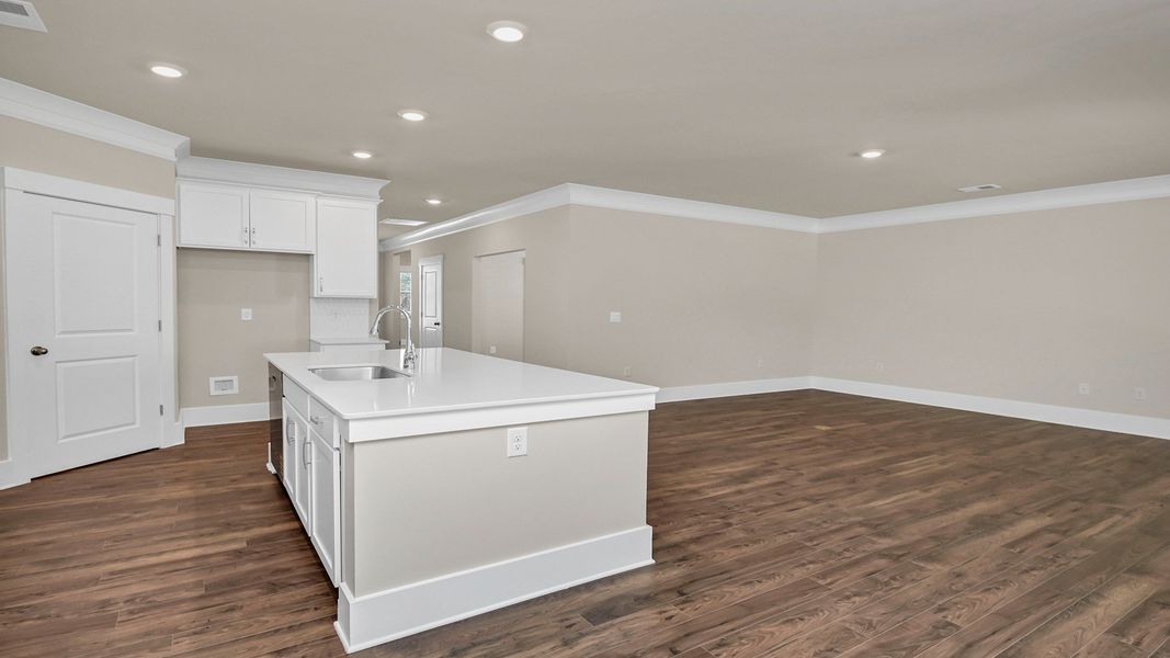 Image 33 of a home in Cross Creek.