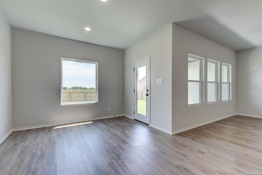 Spacious, unfurnished interior of a new home in Cordova Trails, Seguin (Image 15).