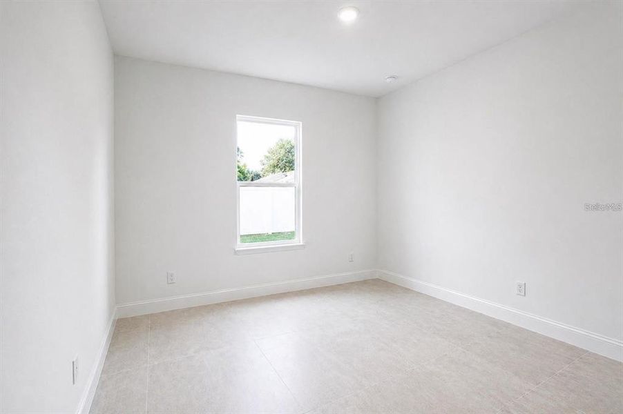 Spacious, unfurnished interior of a new home in , Palm Coast (Image 40).