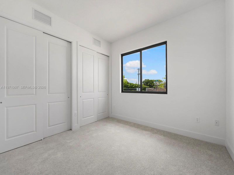 Spacious, unfurnished interior of a new home in , Homestead (Image 20).