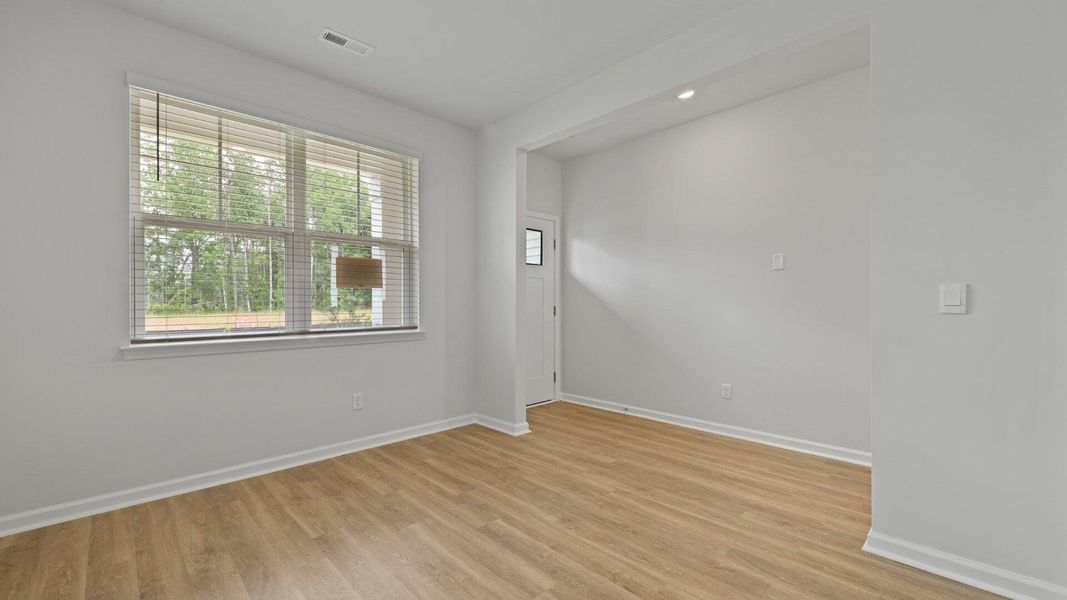 Spacious, unfurnished interior of a new home in Huggins Hill, Manning (Image 22).