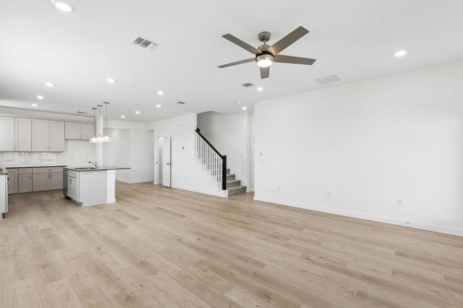 Spacious, unfurnished interior of a new home in Windcress, Cove (Image 22).