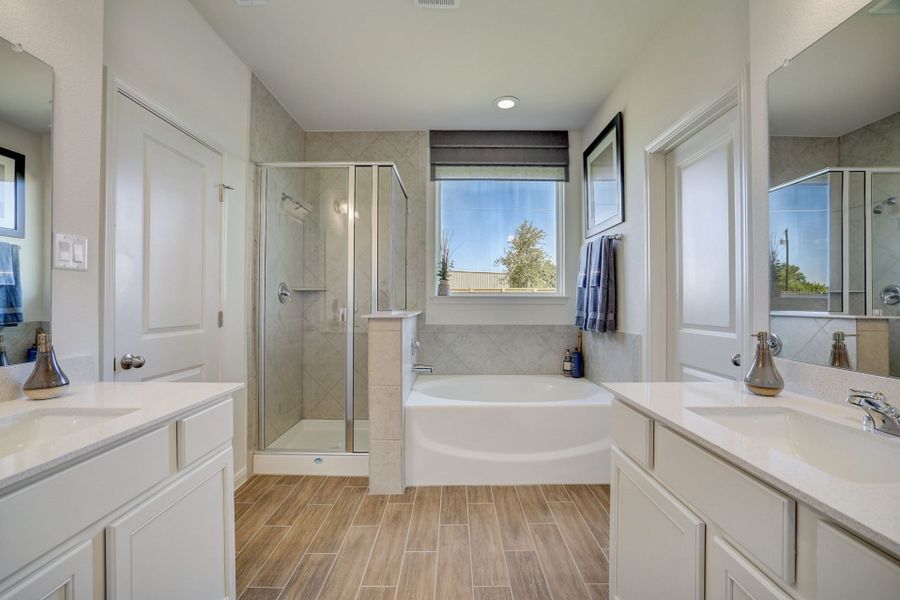 Furnished interior view inside a new home in Cool Water at Sonterra, Jarrell (Image 8).