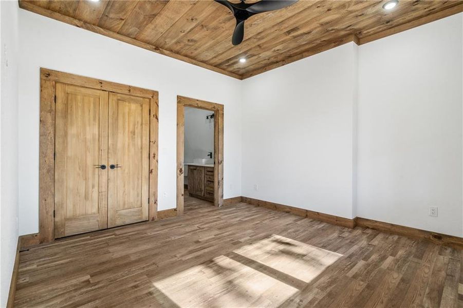 Spacious, unfurnished interior of a new home in , Mineral Bluff (Image 33).