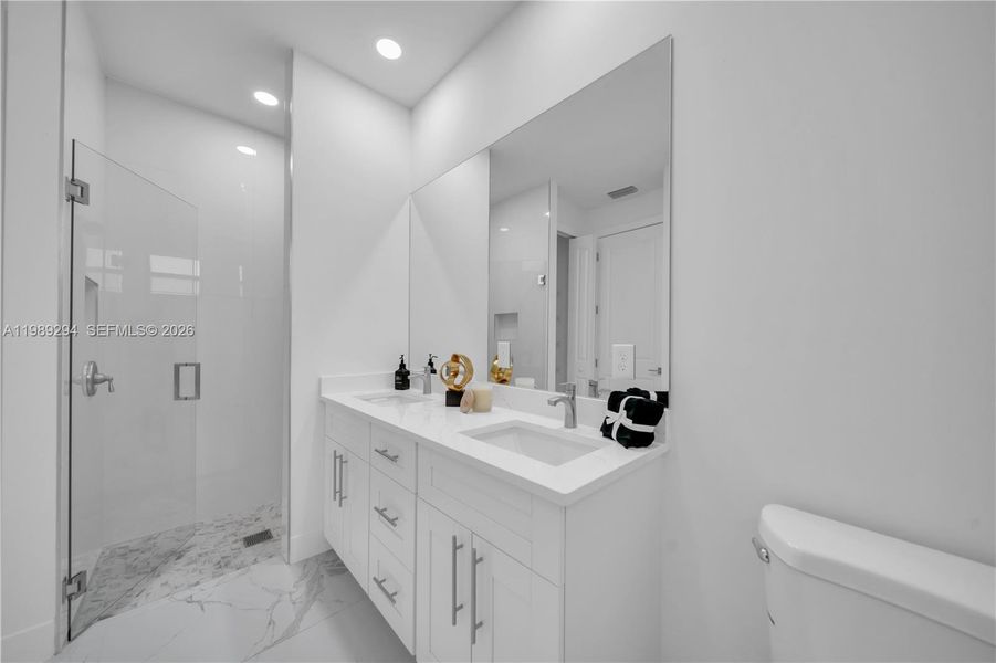 Furnished interior view inside a new home in , Lehigh Acres (Image 14).