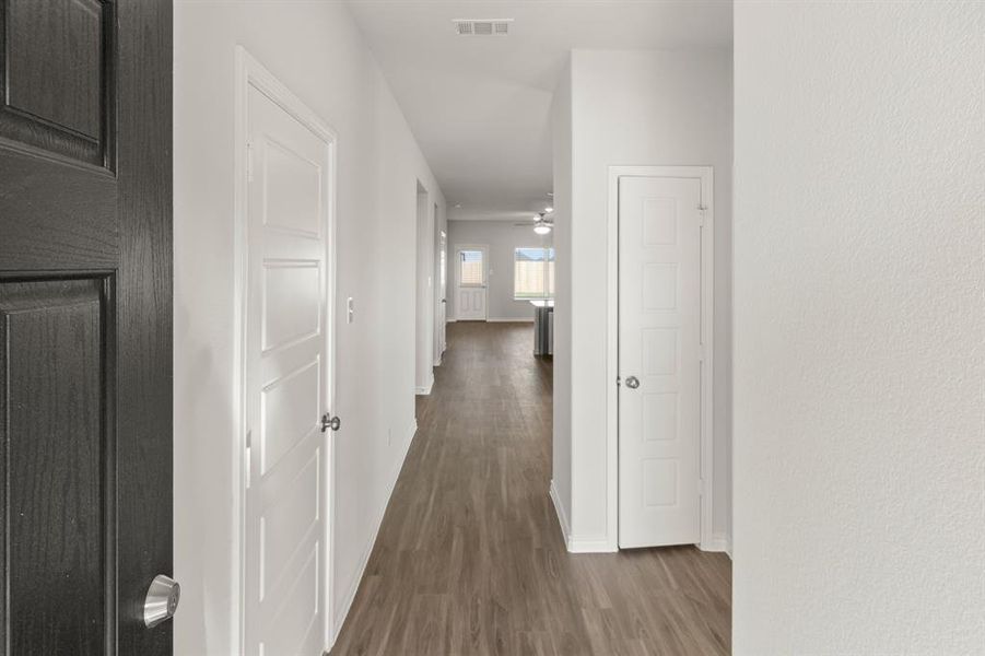 Spacious, unfurnished interior of a new home in Retreat at Fossil Creek, Fort Worth (Image 10).