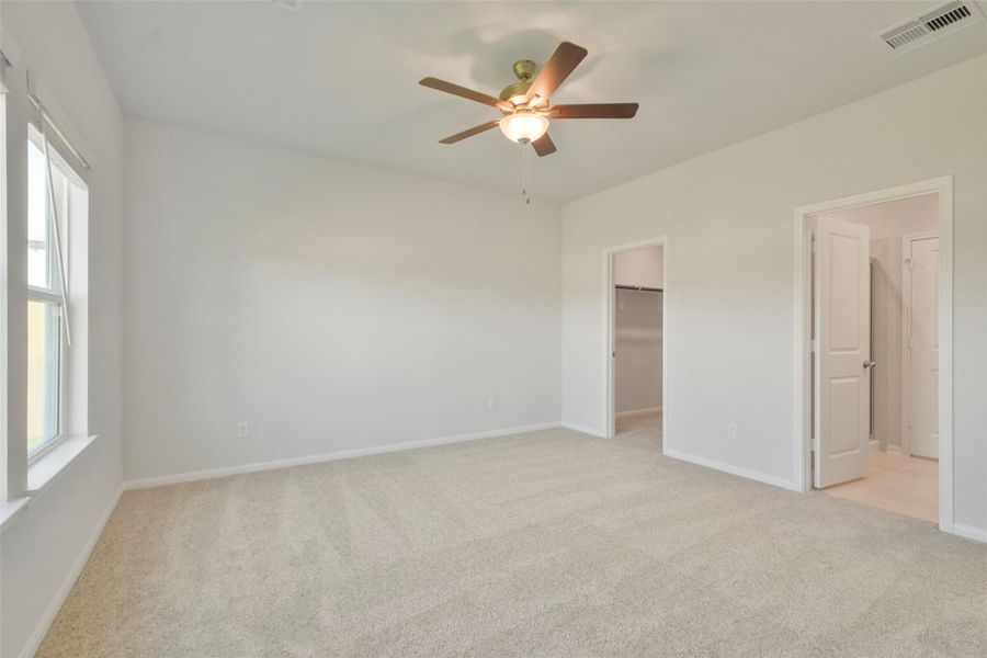 Spacious, unfurnished interior of a new home in The Villages at WestPointe, Dayton (Image 61).