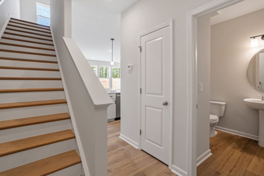 Spacious, unfurnished interior of a new home in Sweetbrier, Durham (Image 15).