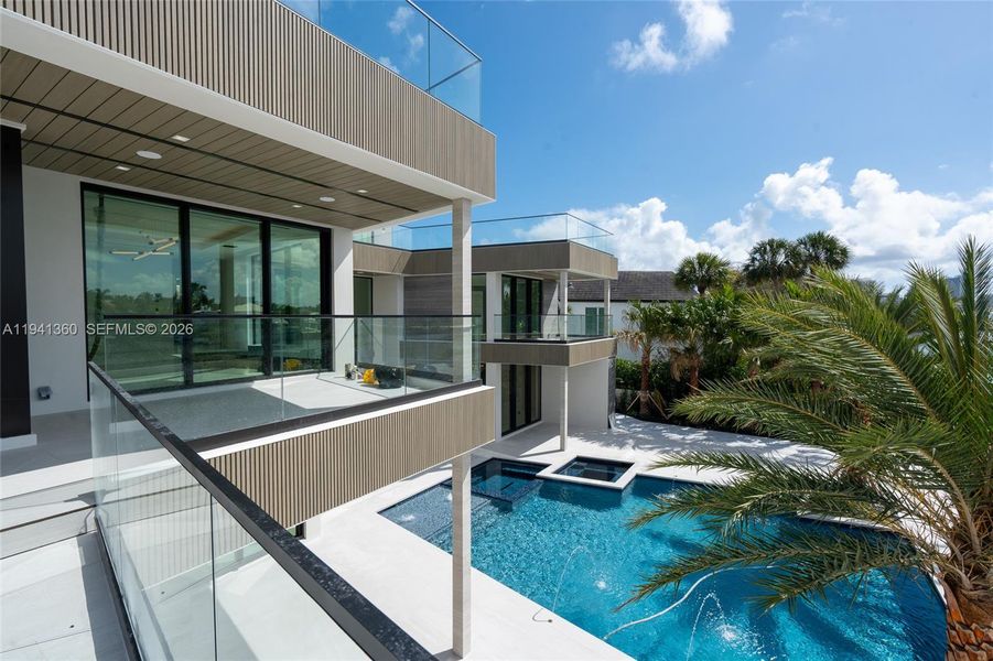 Exterior details and patio area of a home in , Fort Lauderdale (Image 1). Exterior details and patio area of a home in , Fort Lauderdale (Image 1).