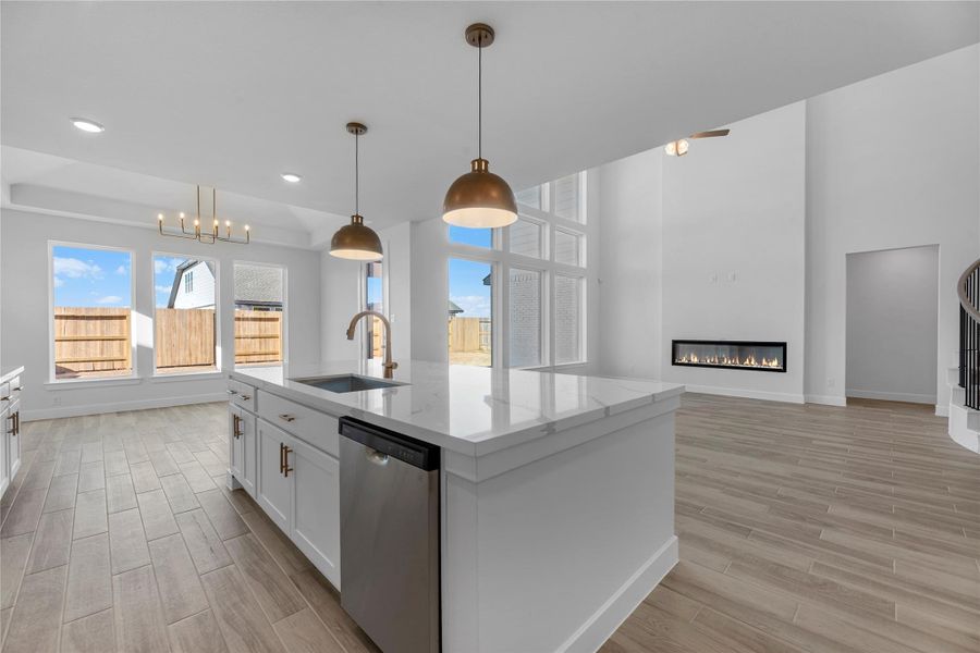 Representative image. Features, specifications, selections and colors may vary.