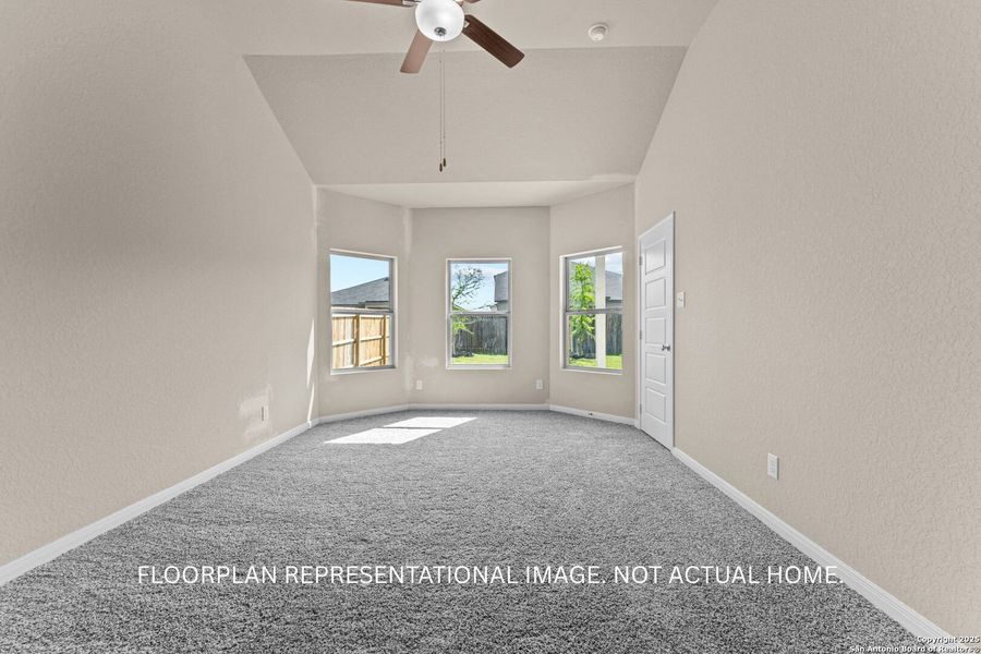 Spacious, unfurnished interior of a new home in Greenspoint Heights, Seguin (Image 19).