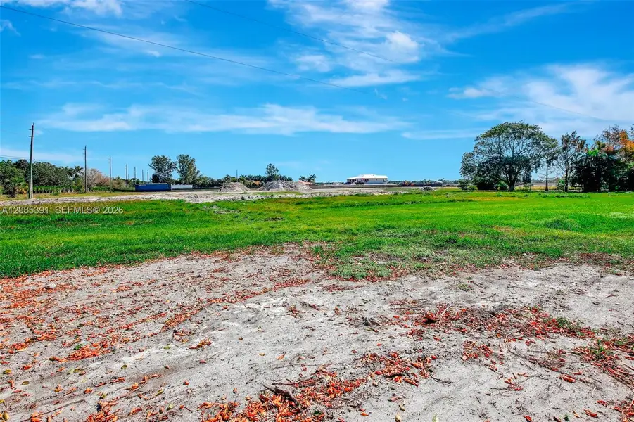 Site preparation for new homesites in , Miramar (Image 9).