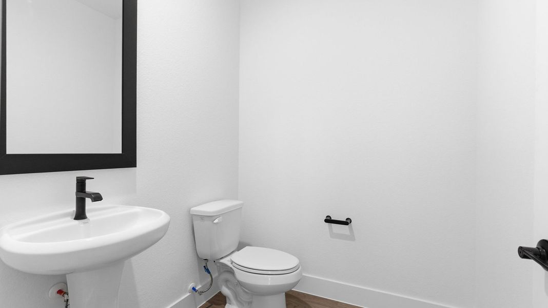 Furnished interior view inside a new home in Davis Harbor, League City (Image 7).