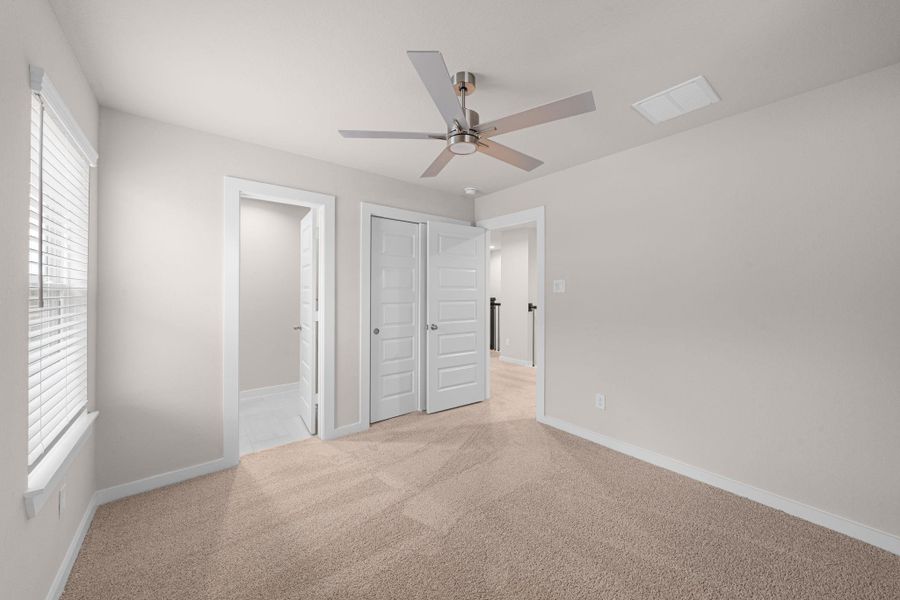 Spacious, unfurnished interior of a new home in Beacon Hill, Waller (Image 20). Spacious, unfurnished interior of a new home in Beacon Hill, Waller (Image 20).