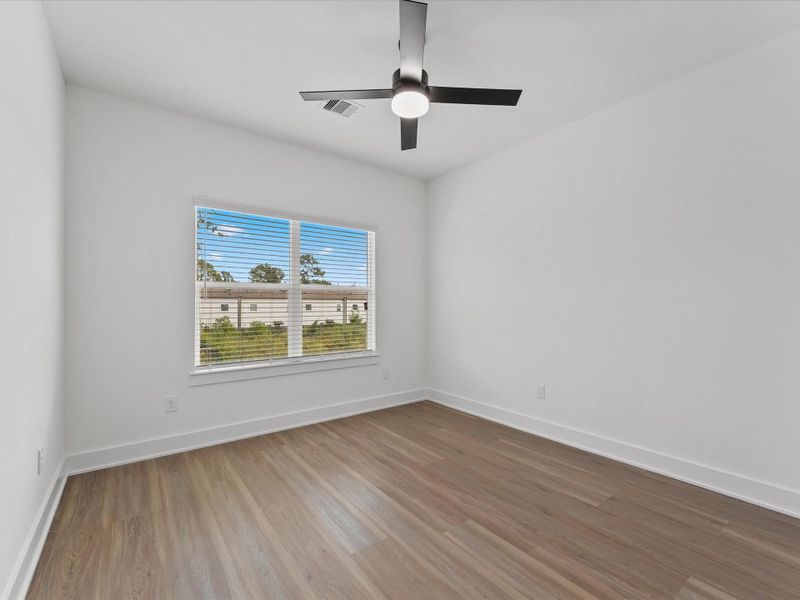 Spacious, unfurnished interior of a new home in , Houston (Image 19).
