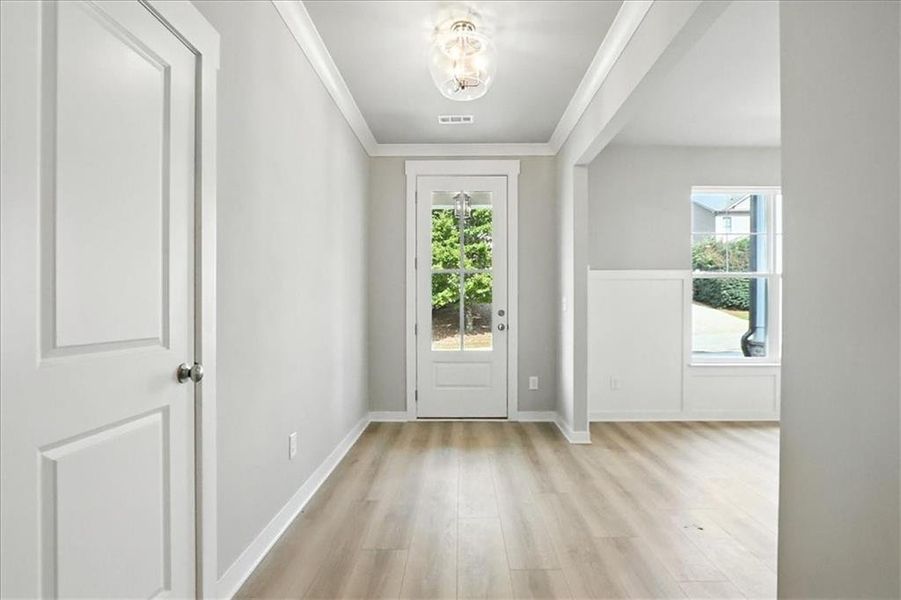 Spacious, unfurnished interior of a new home in , Jefferson (Image 33).