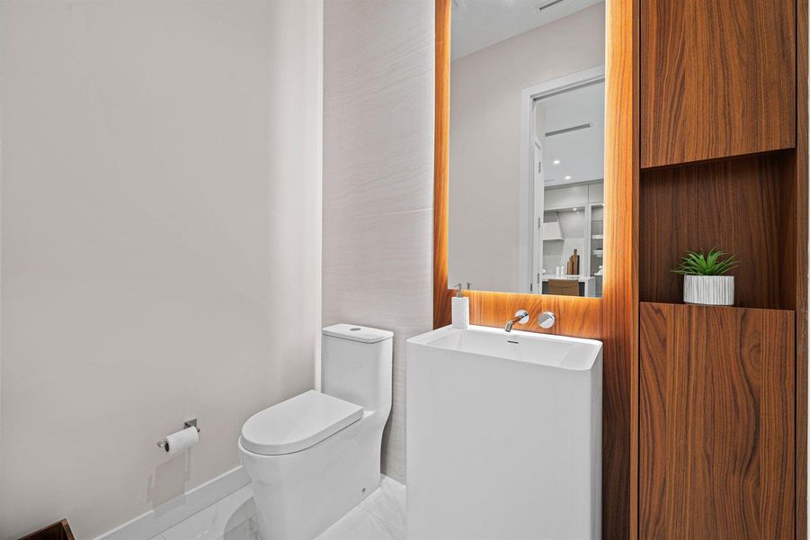 3rd Bathroom 3rd Bathroom