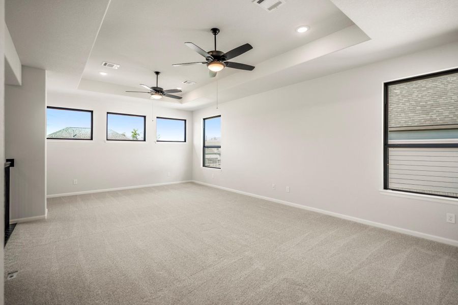 Spacious, unfurnished interior of a new home in Sienna 70' Lots, Missouri City (Image 31). Spacious, unfurnished interior of a new home in Sienna 70' Lots, Missouri City (Image 31).