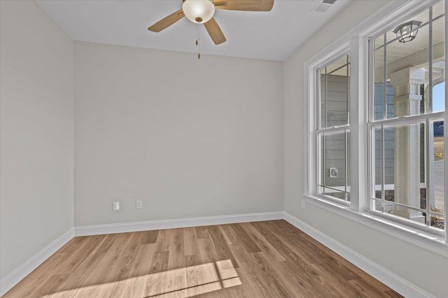 Spacious, unfurnished interior of a new home in Messer Farms, Inman (Image 28).