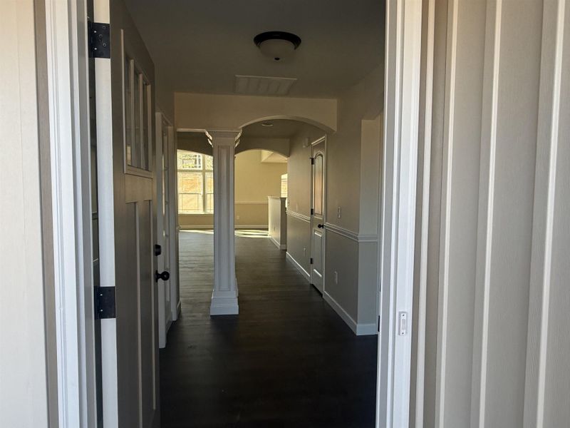 Spacious, unfurnished interior of a new home in Mills Gin, Campobello (Image 9).