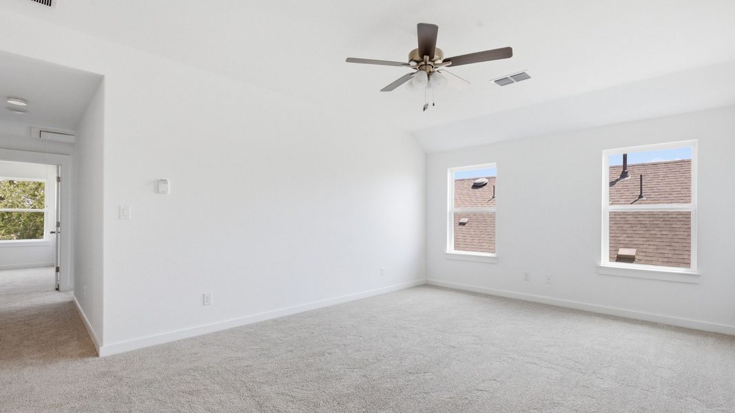 Furnished interior view inside a new home in Creeks Crossing, Elgin (Image 7). Furnished interior view inside a new home in Creeks Crossing, Elgin (Image 7).