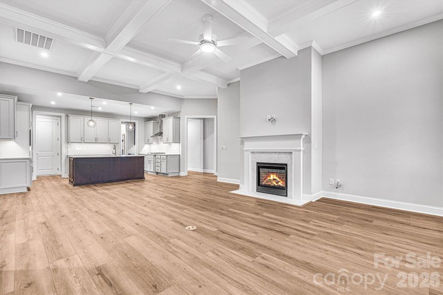 Spacious, unfurnished interior of a new home in Cresswind Charlotte, Charlotte (Image 32).