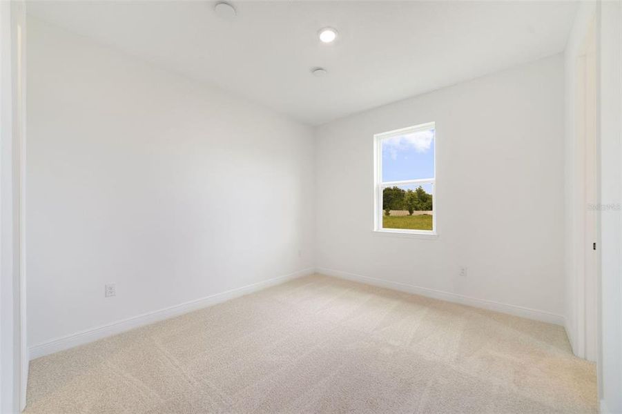 Spacious, unfurnished interior of a new home in Acuera Estates, Apopka (Image 16).