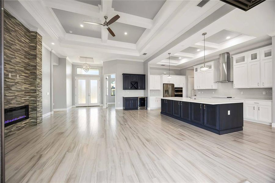 Spacious, unfurnished interior of a new home in , Punta Gorda (Image 35).