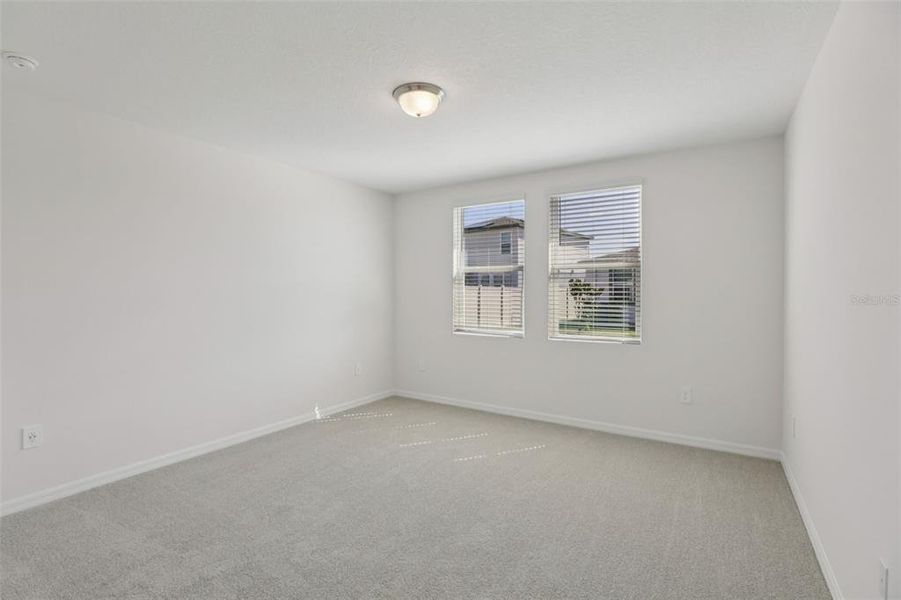 Spacious, unfurnished interior of a new home in Springs at Lake Alfred - Classic Series, Lake Alfred (Image 14).