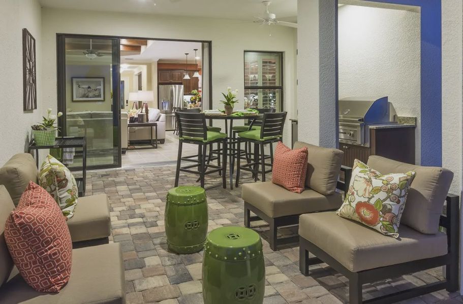 Community amenities in Boca Royale Golf and Country Club at Wellen Park, Englewood (Image 17).