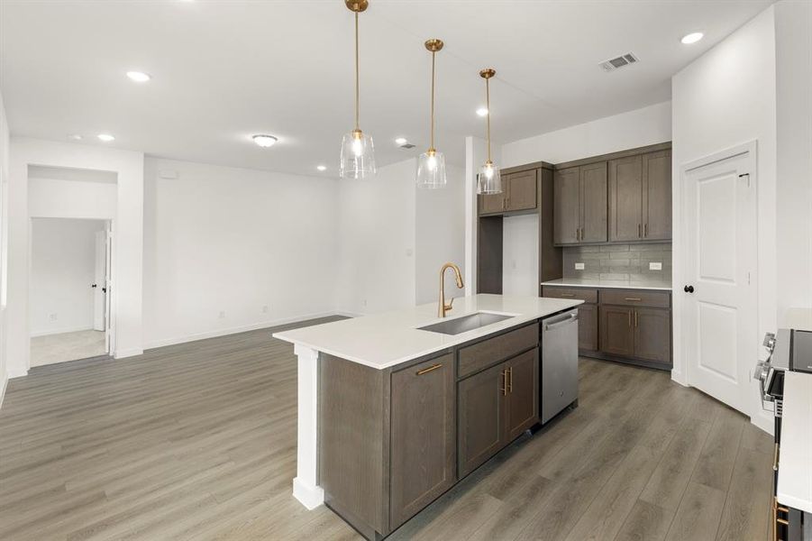 14. 900 Colgate - Kitchen (4) 14. 900 Colgate - Kitchen (4)