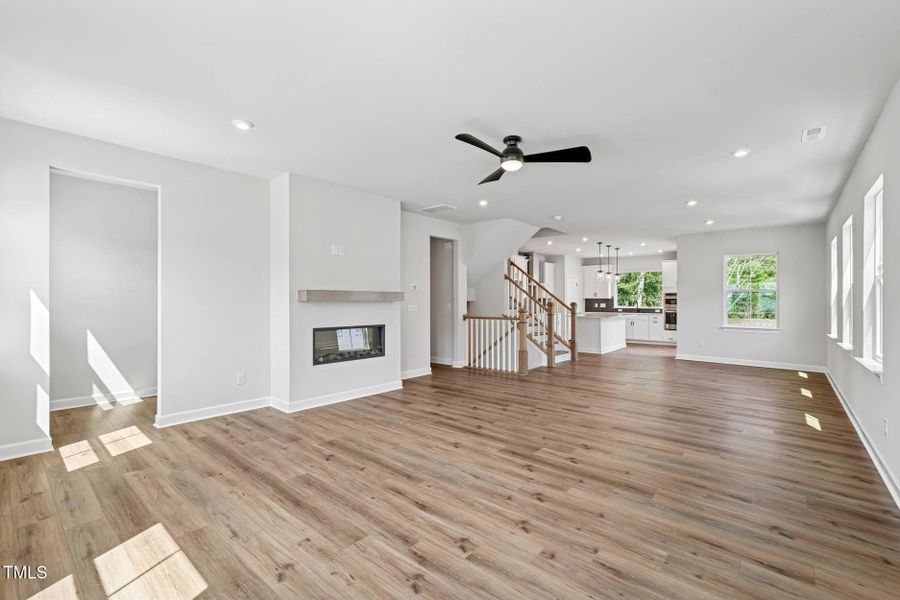 Elm Park 28_Shelby_Dining Living Room 2_