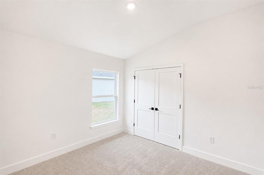 Spacious, unfurnished interior of a new home in Harmony Central, St. Cloud (Image 13).