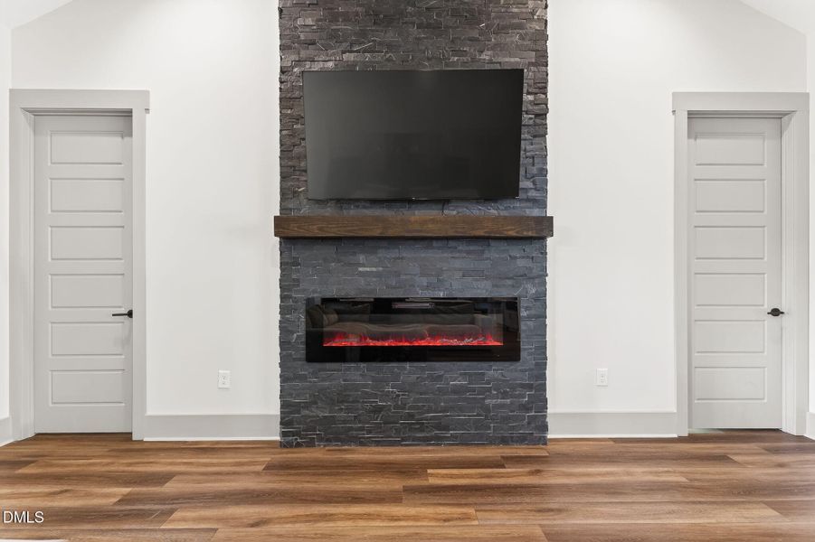 33-web-or-mls-P1554016