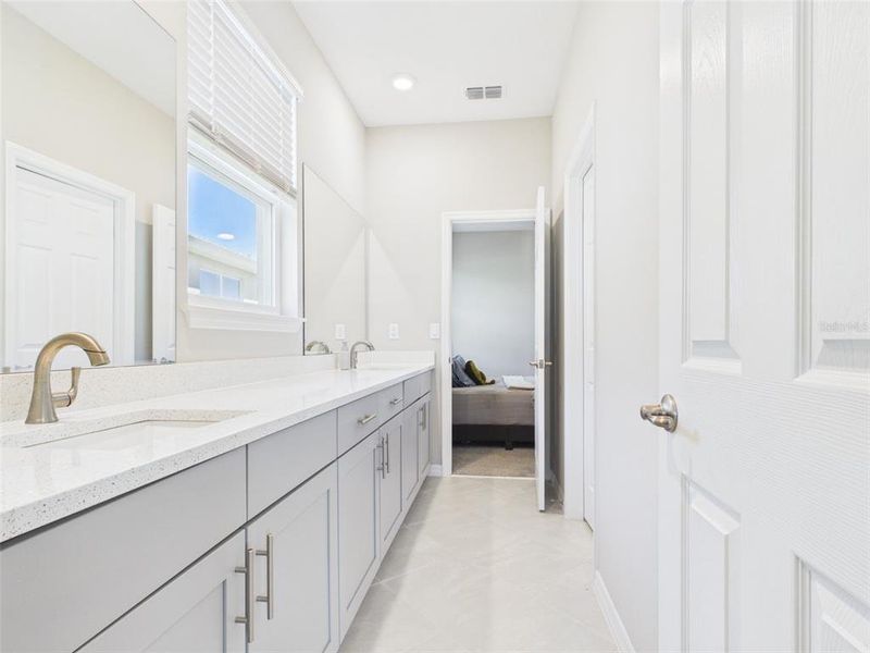 Furnished interior view inside a new home in , Ocala (Image 6).
