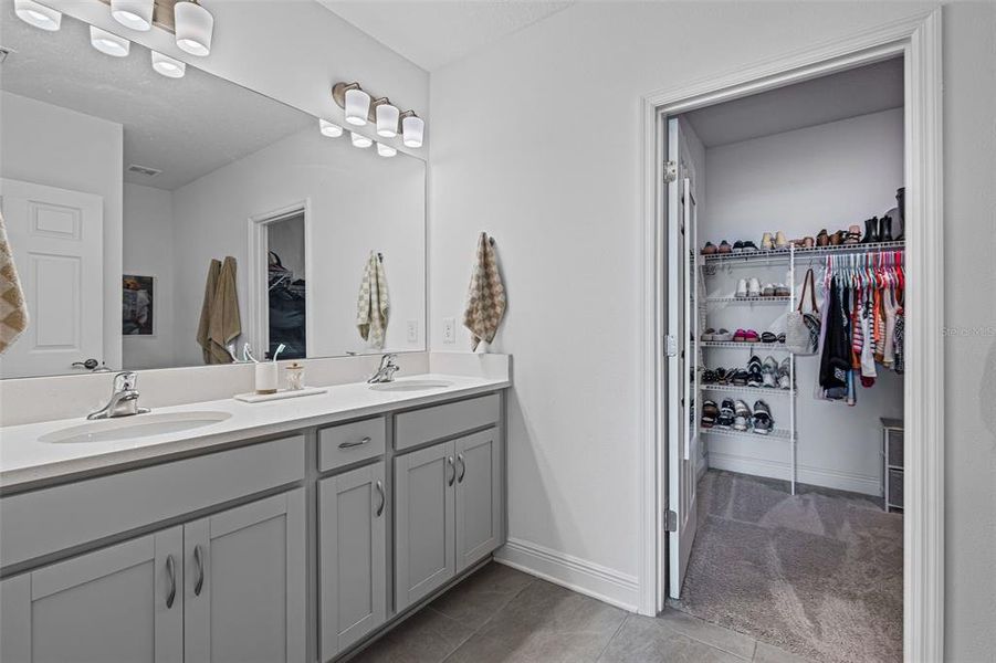 Furnished interior view inside a new home in Summerwoods, Parrish (Image 24). Furnished interior view inside a new home in Summerwoods, Parrish (Image 24).